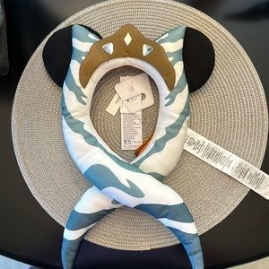 NWT Ahsoka Tano Ear Headband for Adults – Star Wars